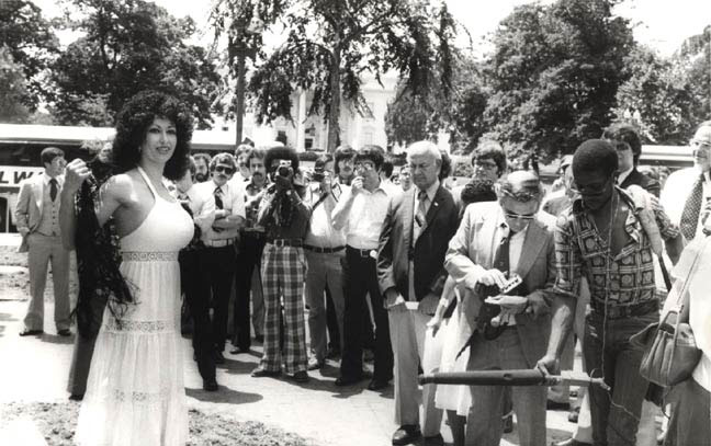 Kellie Everts - Fatima speech in front of the White House June 16, 1978, ended the Cold War and the threat of WWIII - nuclear annihilation of our planet - See the Kellie Everts biographical site